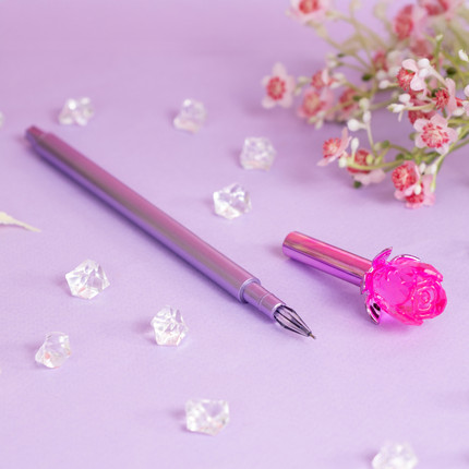 Lodīšu pildspalva Puķe