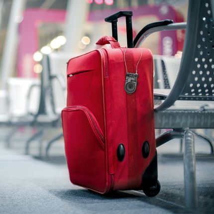 Kodu slēdzene ar izvelkamo trosi, 108 cm, dažādi veidi