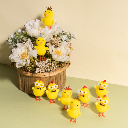 Lieldienu dekorācijas Cālīši