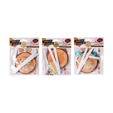 Rokdarbu komplekts "Diegu glezna"