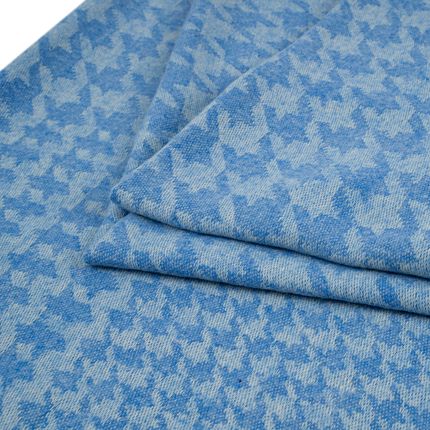 Sieviešu šalle ar rakstu