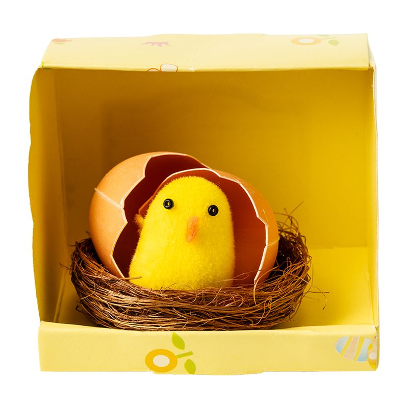 Dekoratīvas figūras cālēni ligzdā