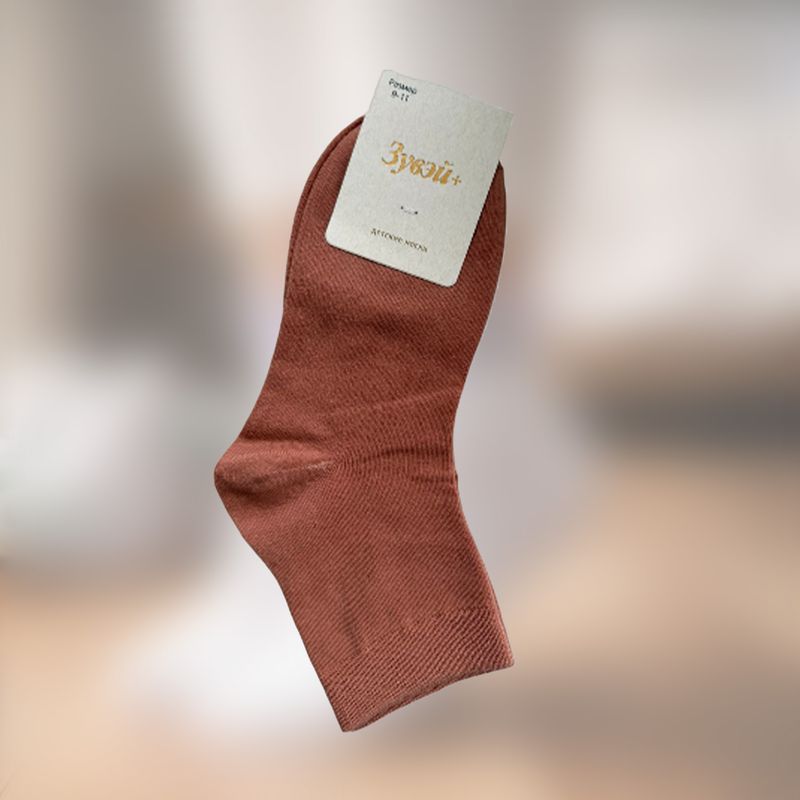 Pusaudžu sporta zeķes, dažādi veidi