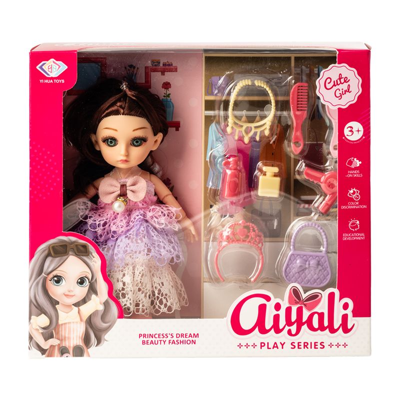 Lelle ar aksesuāriem