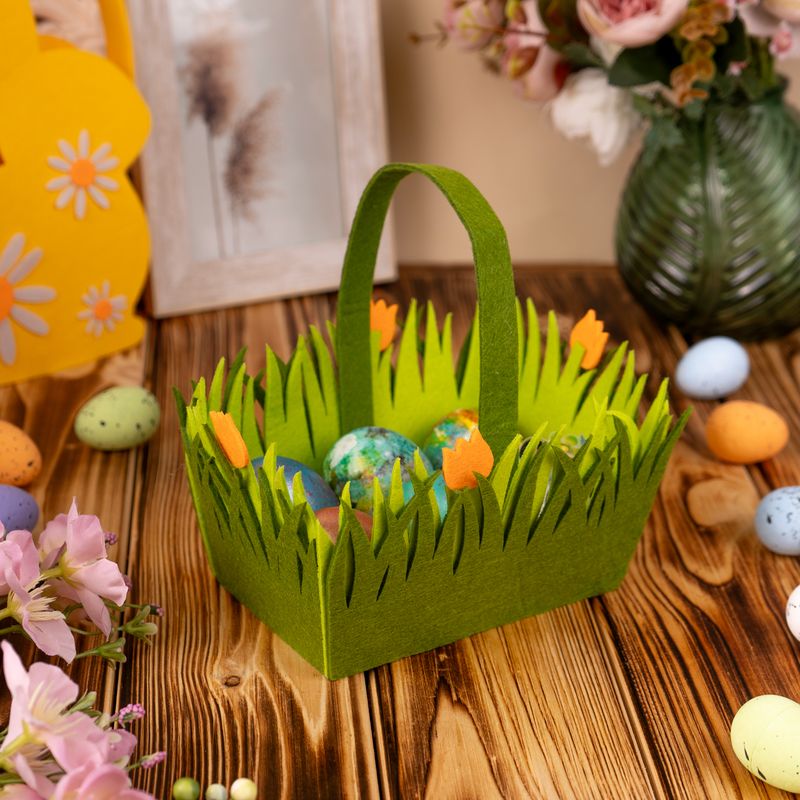 Lieldienu dekorācija