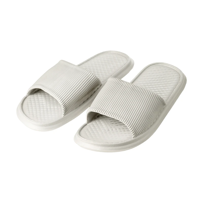 Iešļūcenes, izmēri 40/41,42/43,44/45