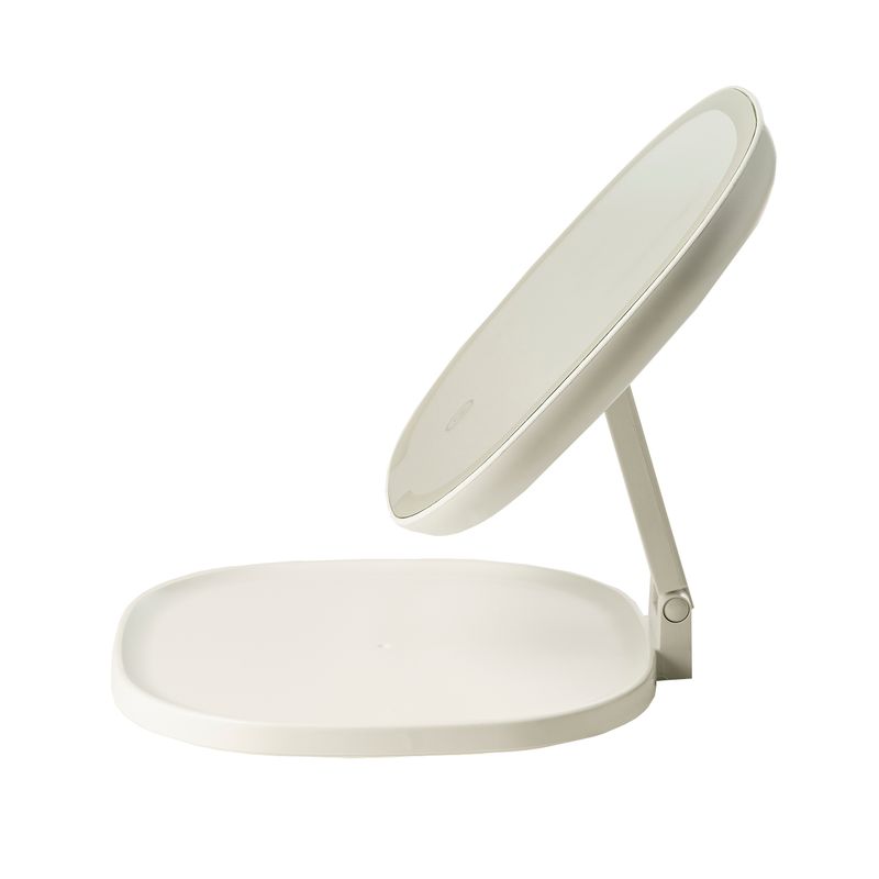 Spogulis ar apgaismojumu