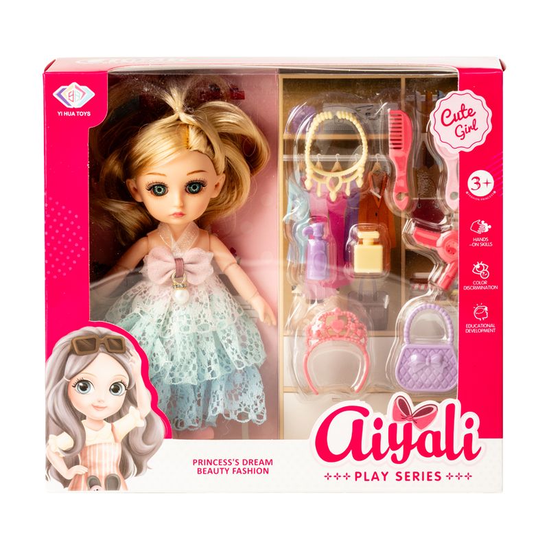 Lelle ar aksesuāriem