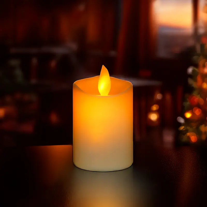 Ziemassvētku LED svece, 5x9 cm