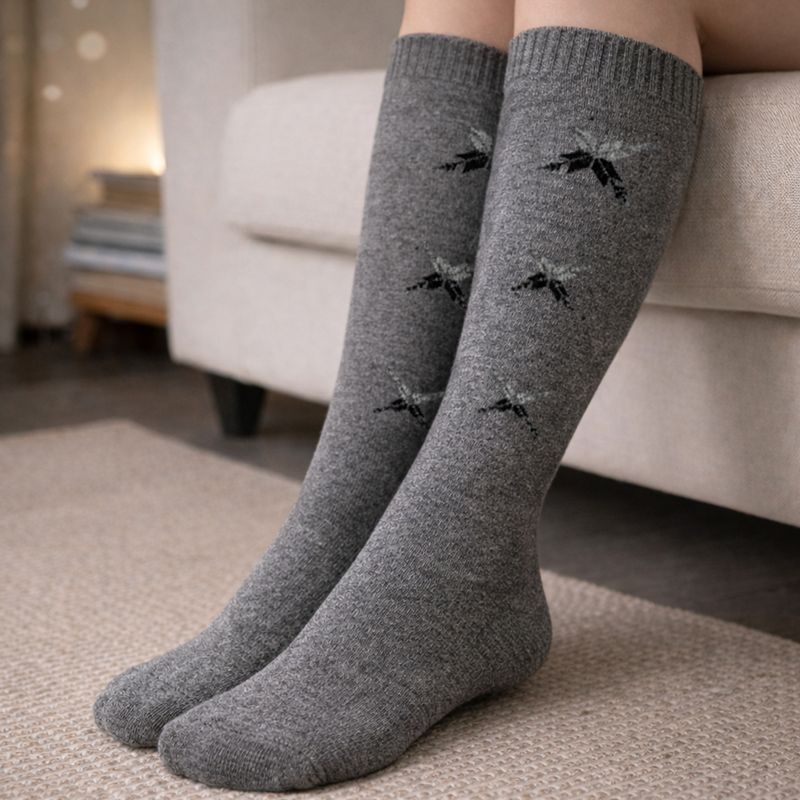 Sieviešu pusgarās zeķes