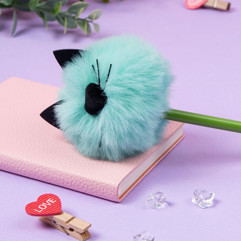 Pūkaina lodīšu pildspalva